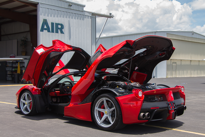 Illustration for article titled There Is Not Enough Money on Earth to Afford This Ferrari LaFerrari with 95 Miles